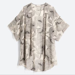 Emory Park kimono top in black/tan/gold